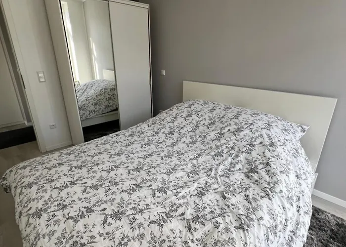 Renoviertes Mit 2 Schlafzimmern Vianden