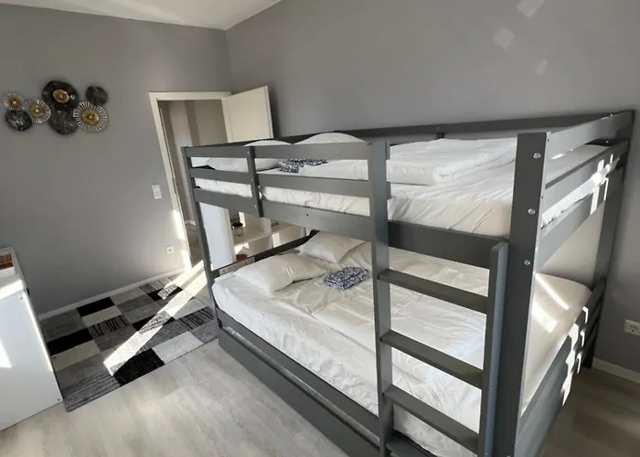 Renoviertes Mit 2 Schlafzimmern Lejlighed *